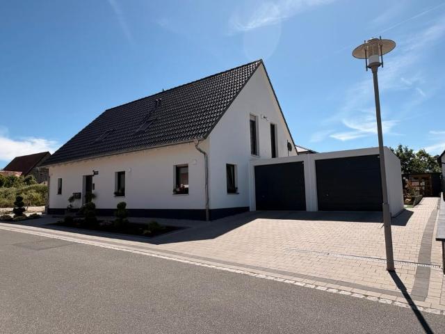 Modernes KfW Zweifamilienhaus, ohne Makler zu verkaufen