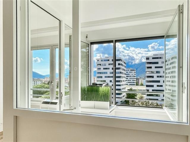 Neu renovierte und moderne Studiowohnung im Zentrum