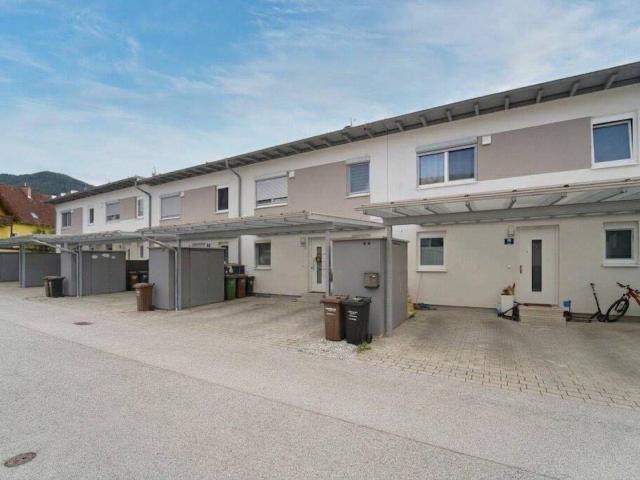 Modernes Kohlbacher Reihenhaus | schöner Garten | ruhige Grünlage | Terrasse, Balkon und Carport