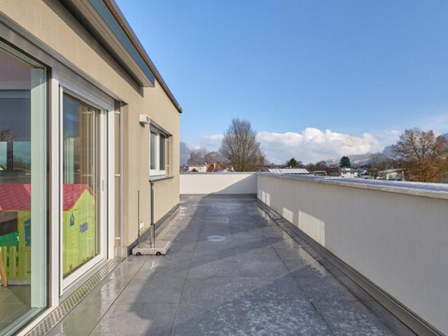 Modernes, lichtdurchflutetes Penthouse in exklusiver Kleinwohnanlage