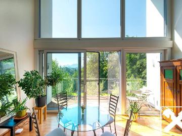 Modernes Lofthaus in Naturlage