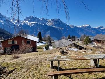 MODERNES LUXUS CHALET: EIN ALPINER KRISTALL