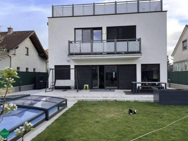 Modernes Luxus Einfamilienhaus mit Pool&Dachterrasse mit Wienblick