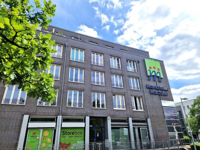 Modernes Marzahn Familienwohnung mit 2 Balkonen und viel Platz