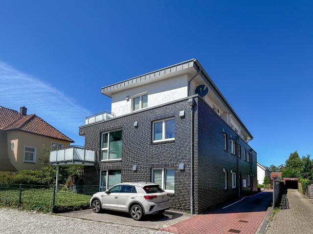 Modernes Mehrfamilienhaus in Universitätsnähe – nachhaltige Investition mit hoher Vermietbarkeit!