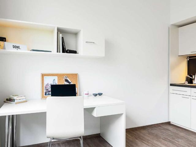 Modernes & möbliertes Apartment in Frankfurt Riedberg | Maxi Studio