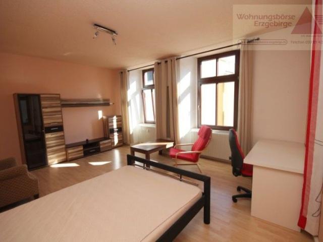 Modernes, möbliertes WG Zimmer im Stadtkern von Annaberg!