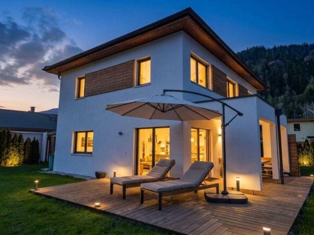 Modernes neuwertiges Einfamilienhaus in Zentrumsnähe