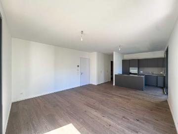Modernes Neubau Apartment in Canobbio