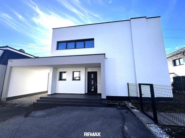Modernes Neubau Einfamilienhaus in ruhiger Siedlungslage nahe Fischteich – Wr. Neustadt