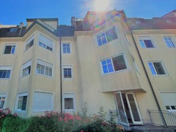 Modernes Penthouse mit Balkon, Terrasse & Stellplatz in Tulln!