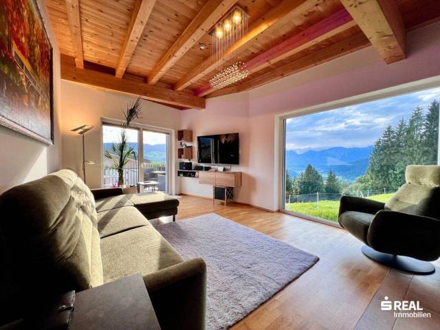 Modernes Reiheneckhaus mit 5 Zimmern und traumhaftem Ausblick!