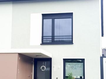 Modernes Reiheneckhaus mit Wintergarten, 145 m² Wohnfläche