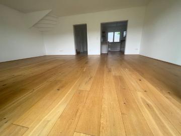 Modernes Reihenhaus mit 110m² Wohnfläche, 2 Carports & sonnigem Garten in Ilz