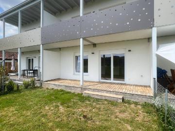 Modernes Reihenhaus mit 110m² Wohnfläche, 2 Carports & sonnigem Garten in Ilz