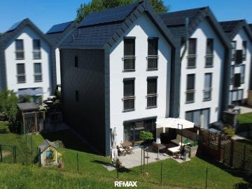 Modernes Reihenhaus mit 3 Etagen & Garten in St. Pölten Süd