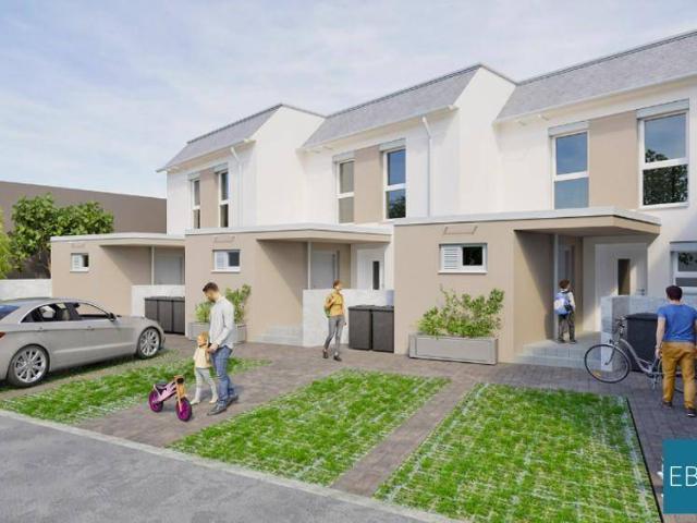 Modernes Reihenhaus mit Garten in ruhiger Lage