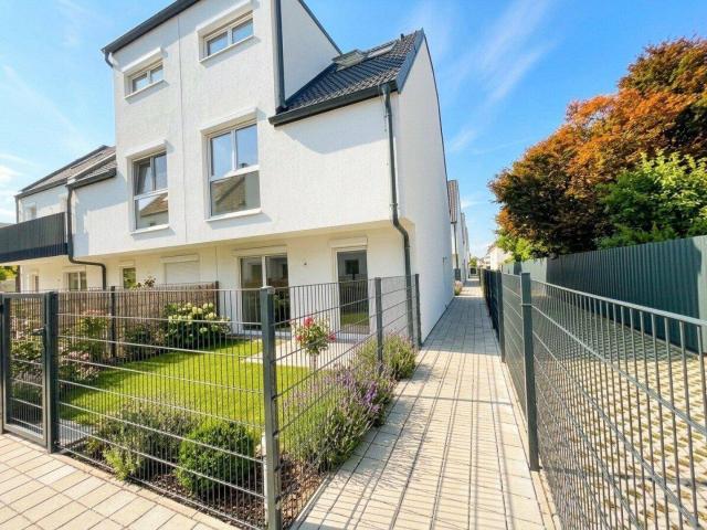 Modernes Reihenhaus| Erstbezug | 1220 Wien!