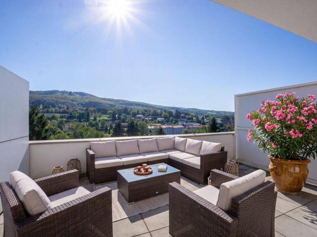 Modernes Reihenhaus in Maria Anzbach – Garten, Dachterrasse, Wärmepumpe & Wohnraumlüftung