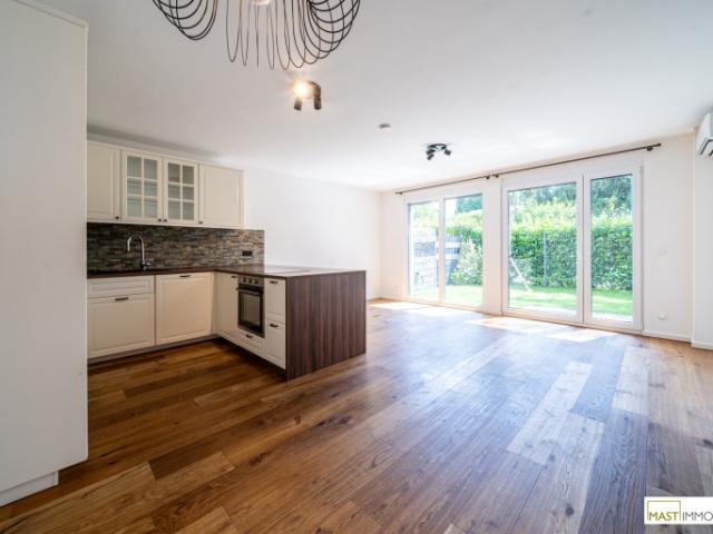 Modernes Reihenhaus in ruhiger Lage mit Garten, 3 Bädern & Parkplatz!