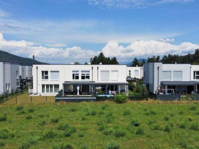 Modernes Reihenhaus