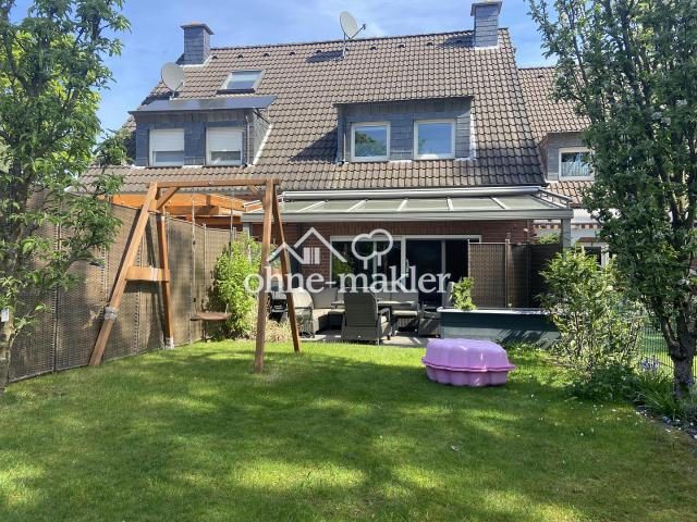 Modernes Reihenmittelhaus mit Südgarten & Garage in ruhiger Lage von Solingen Wald