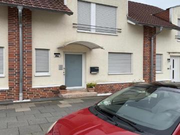 Modernes Reihenmittelhaus