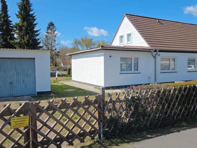 Modernes Siedlungshaus – Preiswertes Wohnen für Familien u. Paare