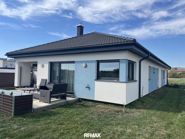 Moderner Wohlfühl Bungalow – großzügiges Wohnen mit viel Platz und Potenzial