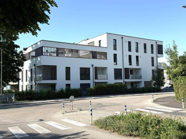 Moderner Wohn t raum am Fuße des Schlossparks