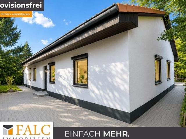 Moderner Wohn t raum auf einer Ebene. Greifen Sie zu! FALC Immobilien