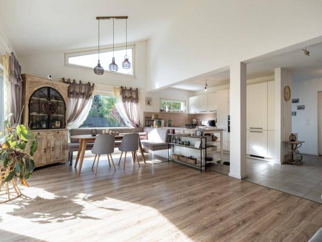 Moderner Bungalow wohnen auf neuestem Standard