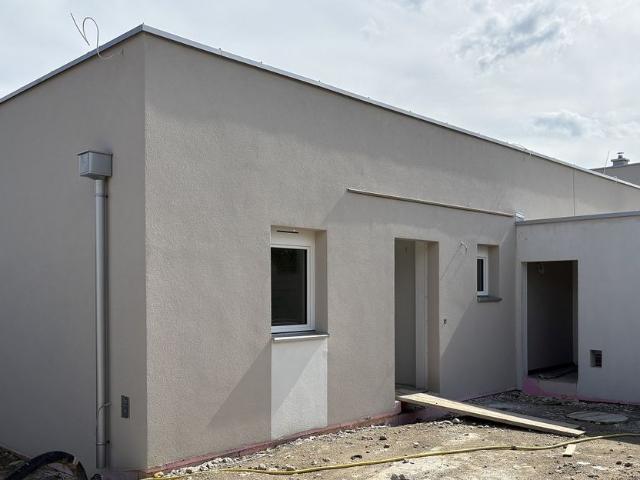 Moderner Bungalow mit zwei Zimmern Top 1