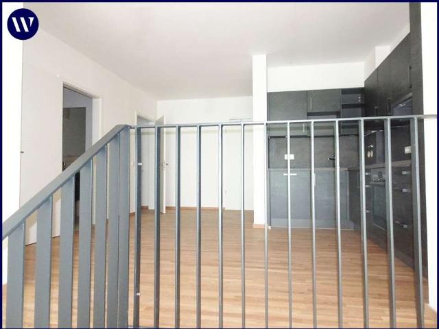 Moderner Flair mit Terrasse, Einbauküche, offener Wohnbereich, Ankleidezimmer
