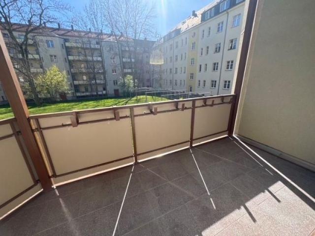 Moderner Grundriss offene Küche sonniger/großer Balkon !