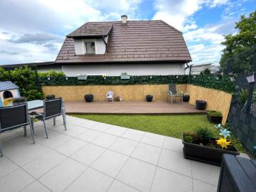 Moderner Jungfamilientraum mit Terrasse und Carport!