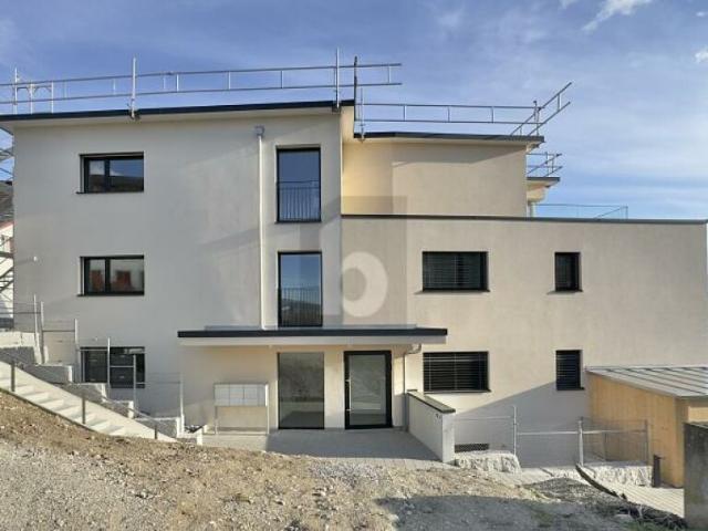 MODERNER NEUBAU AN ZENTRALER LAGE