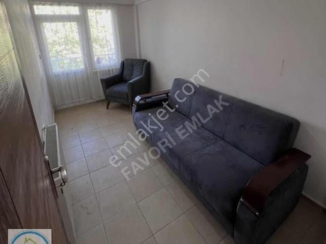 Modernevlerde Kiralık Ara Kat Balkonlu 1+1 Apart