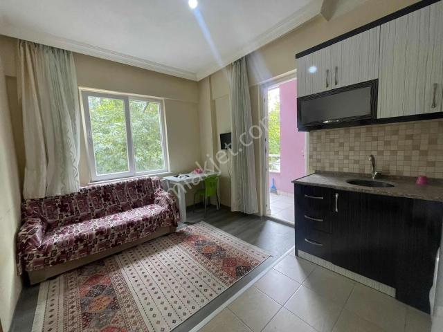 Modernevlerde Kiralık Geniş 1+1 Apart  Ara Kat, Balkonlu