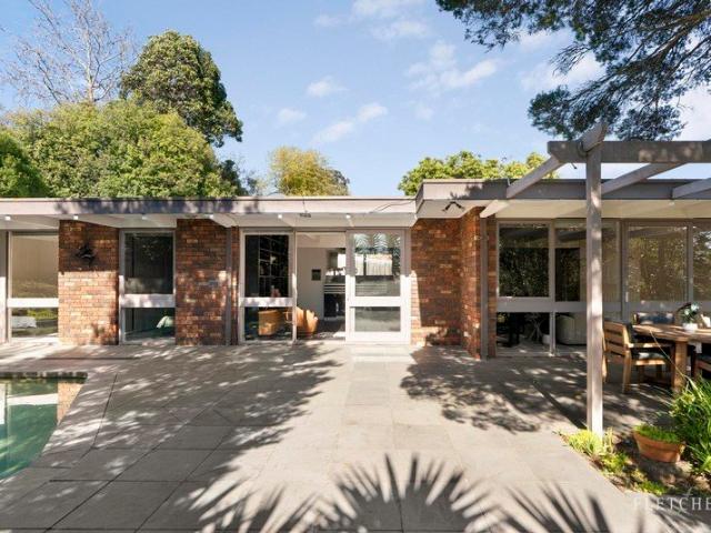 Modernised Mid Century Charm with Six Bedroom Family Flexibility
