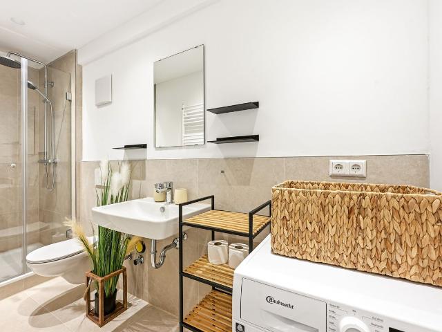 Modernised City & Work Apartment Heilbronn, Heilbronn Amsterdam Apartments for Rent
