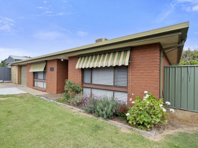 Modernised Two Bedroom Unit in a Private Rear Position