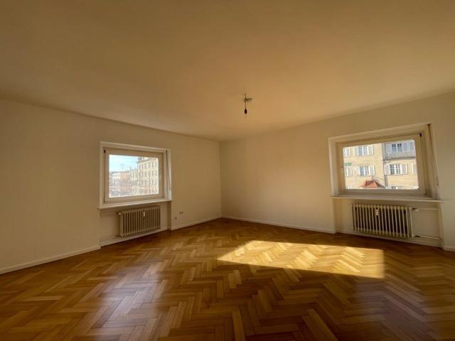 Modernisierte Altbau Exklusivität auf 147 m²