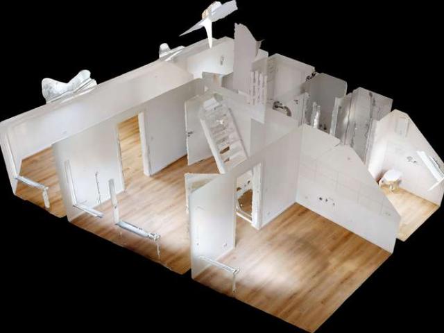 Modernisierte Dachgeschosswohnung mit Dachboden – Ihr neues Zuhause mit besonderem Charm