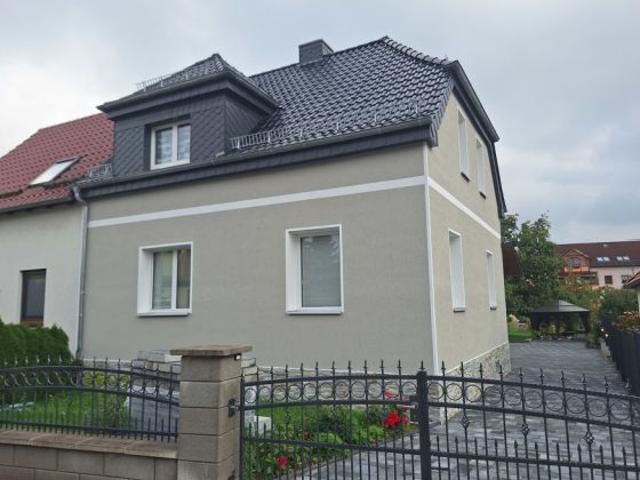 Modernisierte DHH in guter Lage von Hermsdorf
