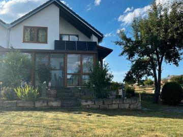 Modernisierte Doppelhaushälfte in SchernfeldSchönau