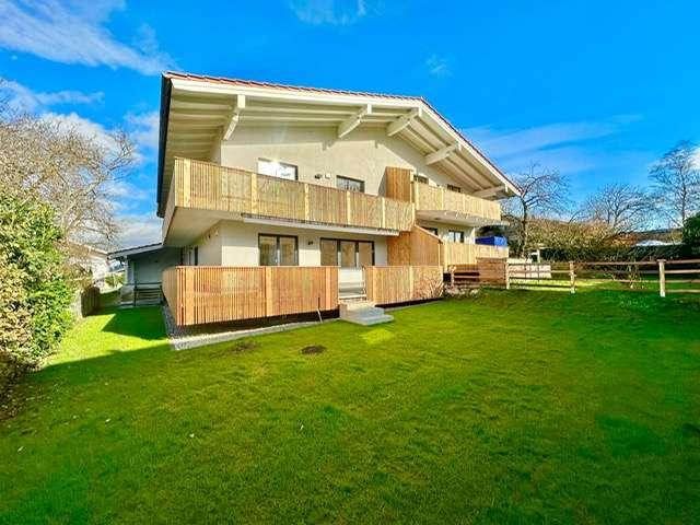 Modernisierte Doppelhaushälfte mit Bergblick, Garten und Wallbox
