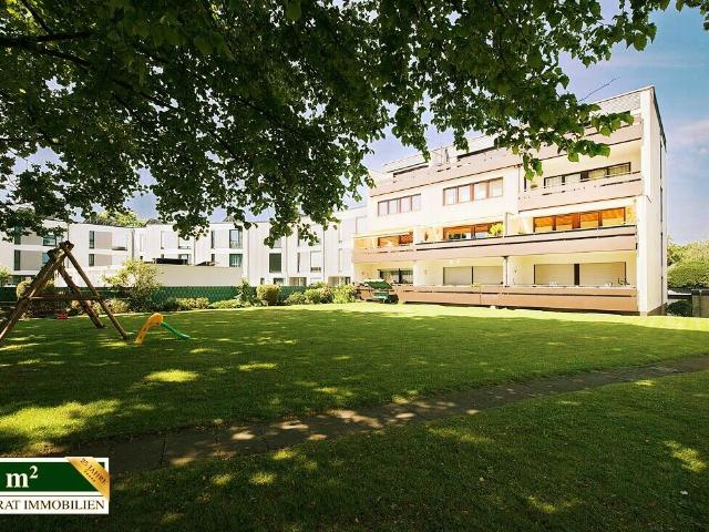 Modernisierte Eigentumswohnung inklusive Garage in ruhiger Lage von Solingen Wald