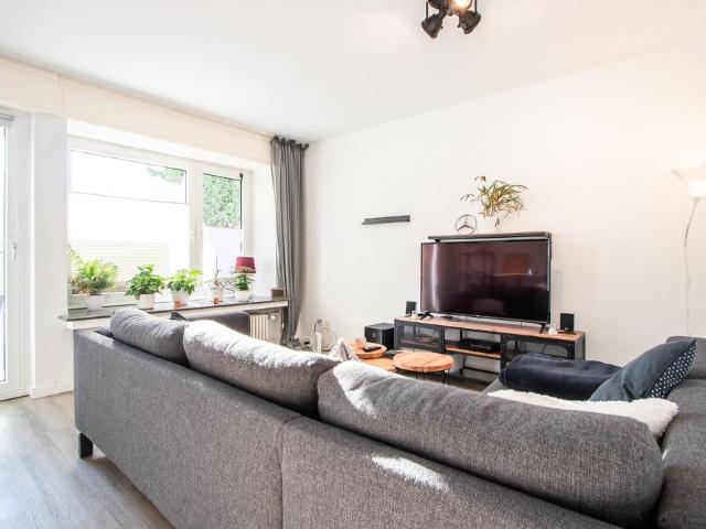 Modernisierte Erdgeschosswohnung mit Küche und Garten in zentraler Lage von Bielefeld Stieghorst