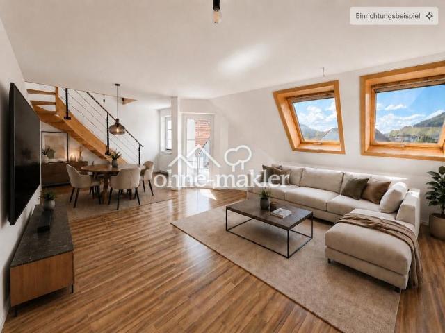 Modernisierte, helle 3 Zimmer DG Maisonette Wohnung mit EBK, Balkon, Stellplatz